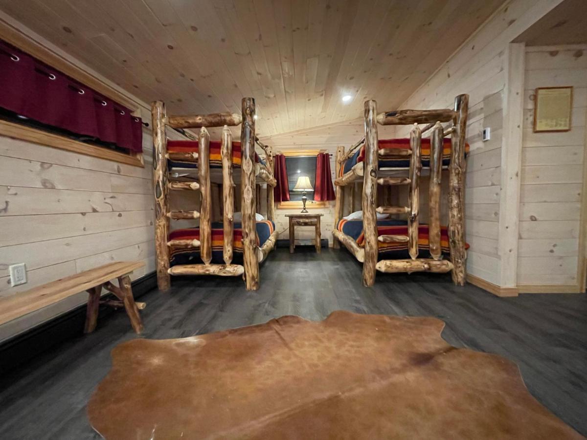 Indian Lake Adirondack Lake Cabins酒店 外观 照片