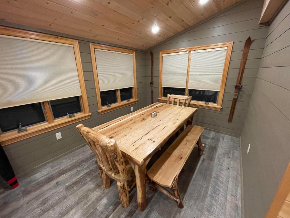 Indian Lake Adirondack Lake Cabins酒店 外观 照片