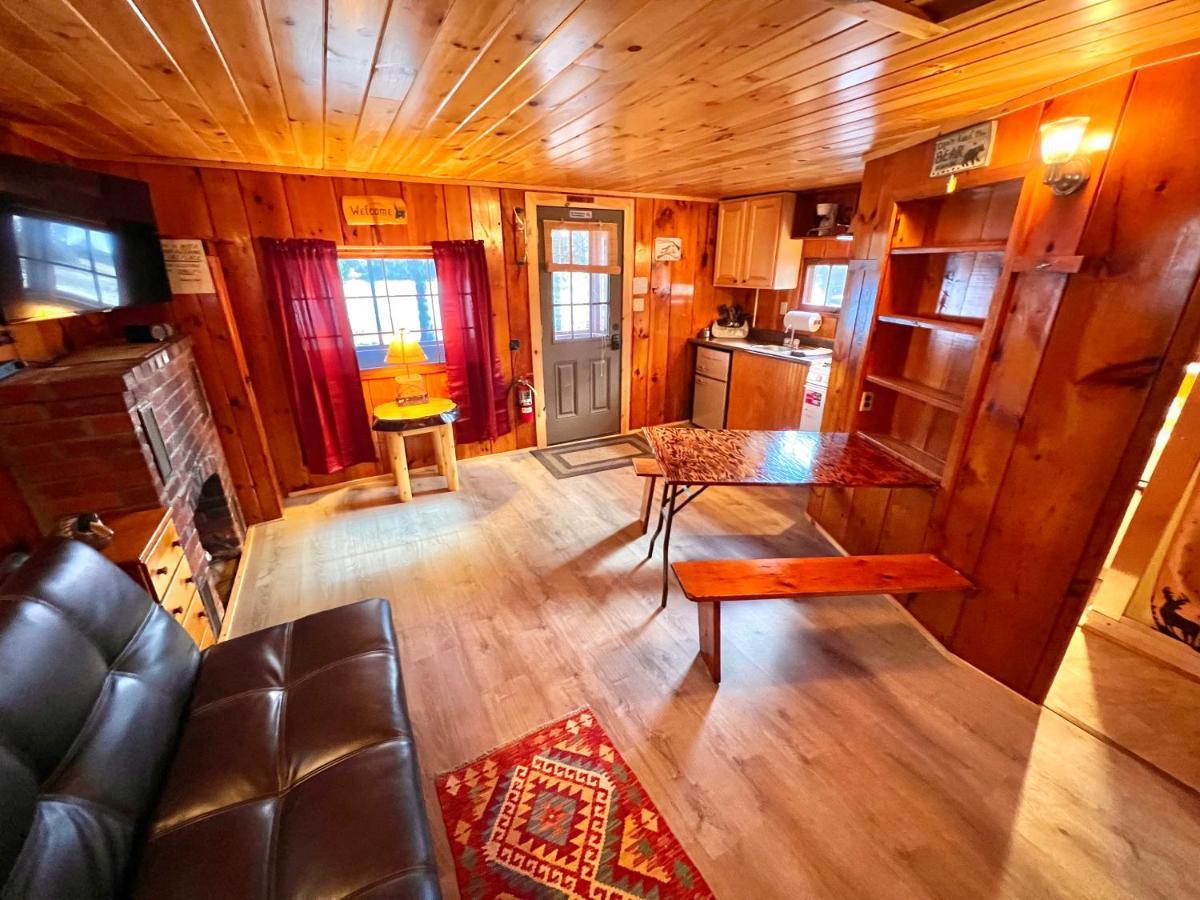 Indian Lake Adirondack Lake Cabins酒店 外观 照片