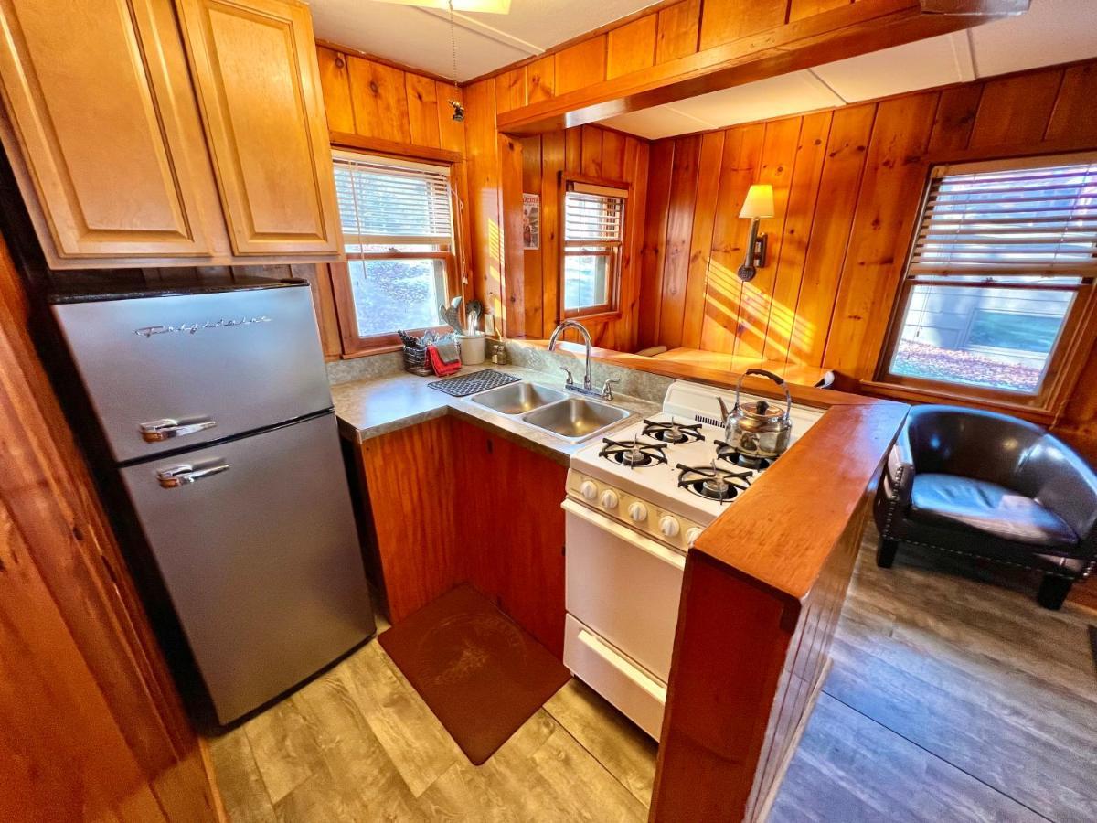 Indian Lake Adirondack Lake Cabins酒店 外观 照片