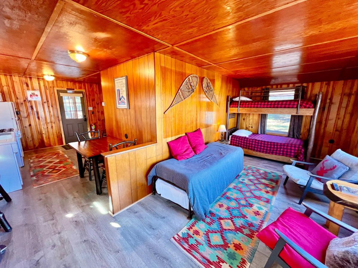 Indian Lake Adirondack Lake Cabins酒店 外观 照片